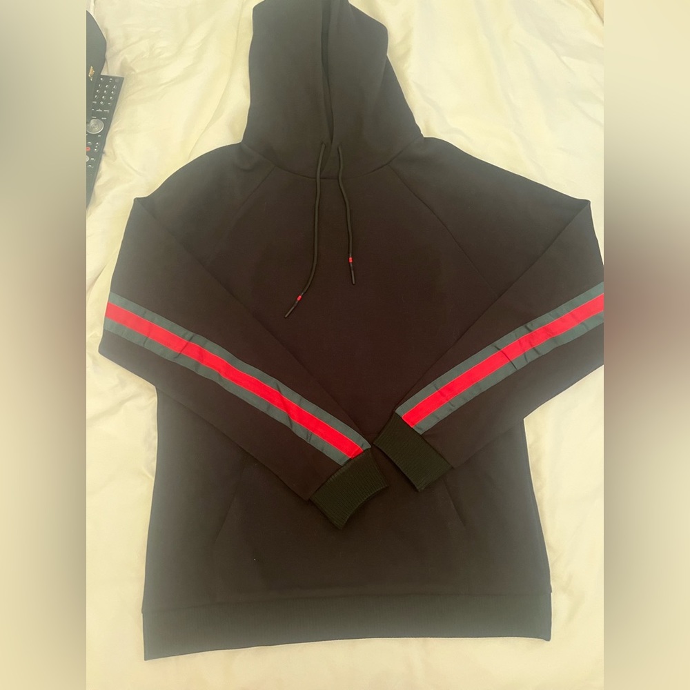 Simons hoodie - size men’s small. Worn once